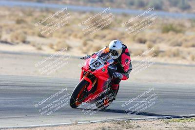 media/Jan-12-2025-CVMA (Sun) [[be1d2b16e3]]/Race 2-Supersport Middleweight/